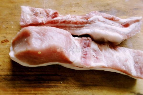 米粉蒸肉的做法图解1