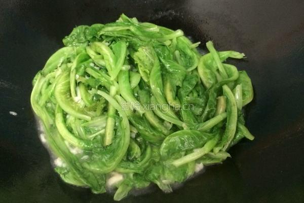 蒜蓉炒生菜的做法图解5