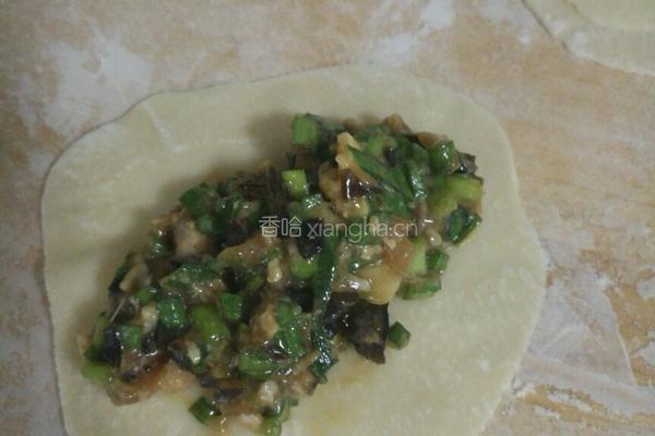 肉三鲜锅贴的做法图解4