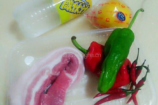 土豆汽水肉的做法图解1