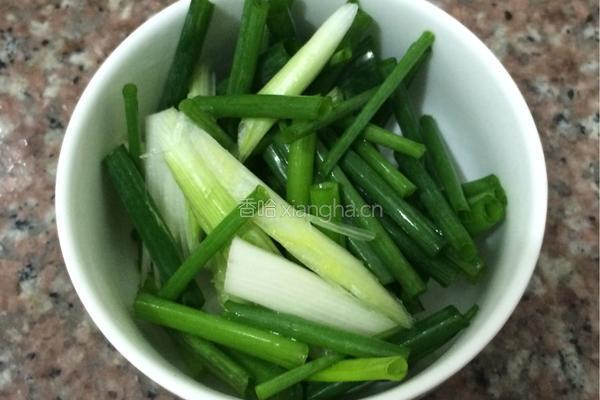 清炒豆芽的做法图解2