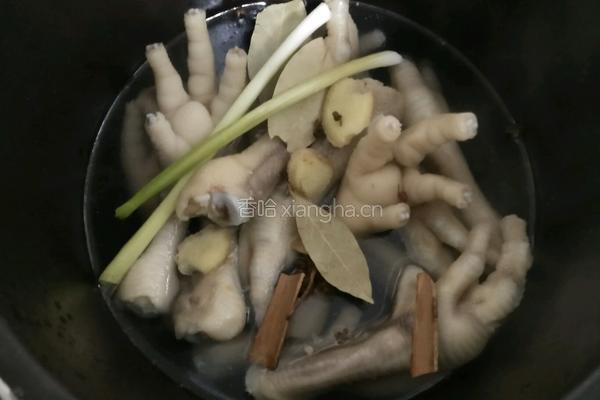 卤鸡爪的做法图解6