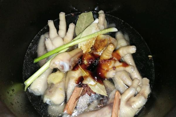 卤鸡爪的做法图解7
