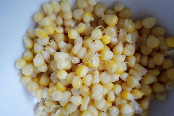 奶香玉米饼的做法图解1