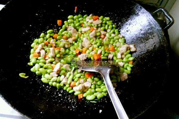 毛豆炒肉的做法图解8