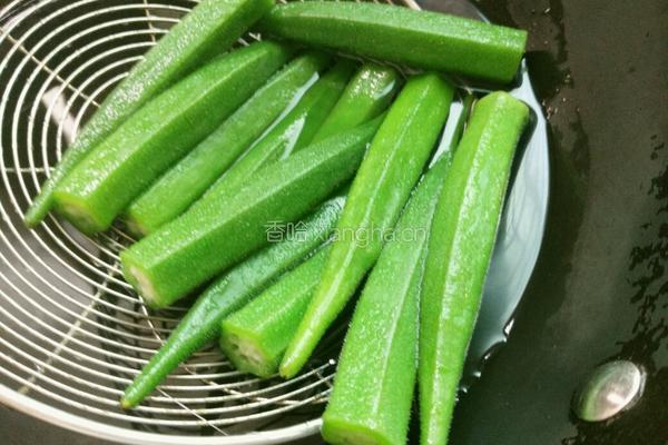 蒜蓉秋葵的做法图解5