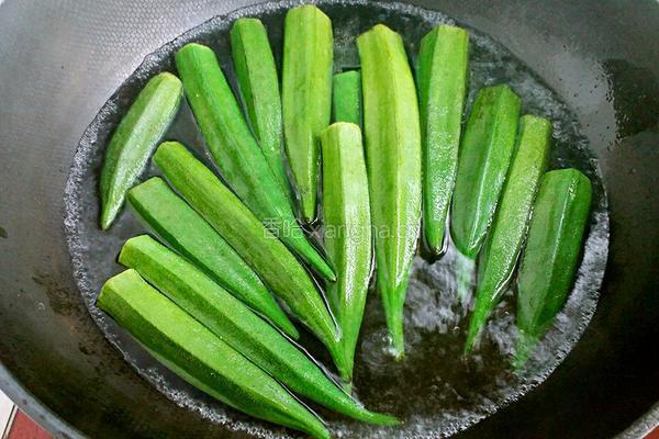 秋葵炒肉的做法图解4