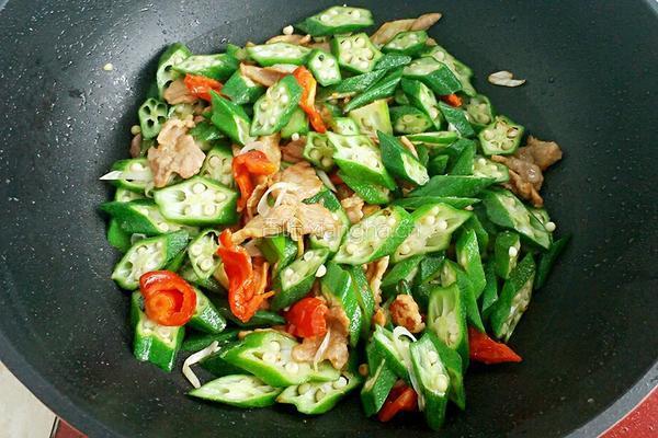 秋葵炒肉的做法图解8