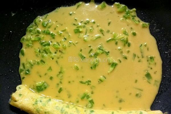 苦瓜厚蛋饼的做法图解7