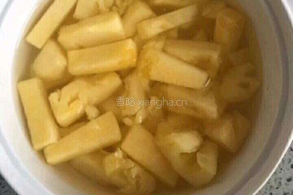菠萝咕咾肉的做法图解2