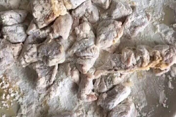 菠萝咕咾肉的做法图解3