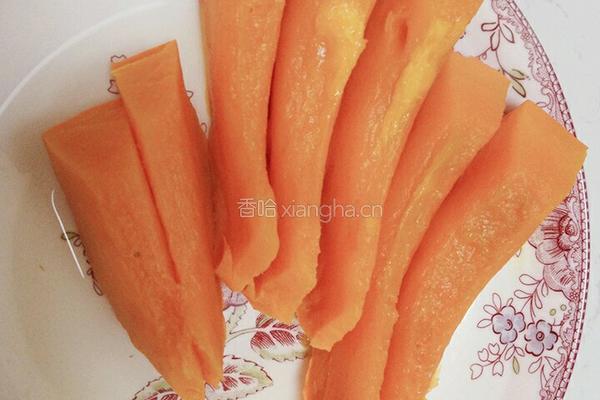 南瓜版玫瑰花馒头的做法图解1