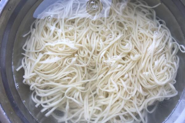 拌凉面的做法图解5