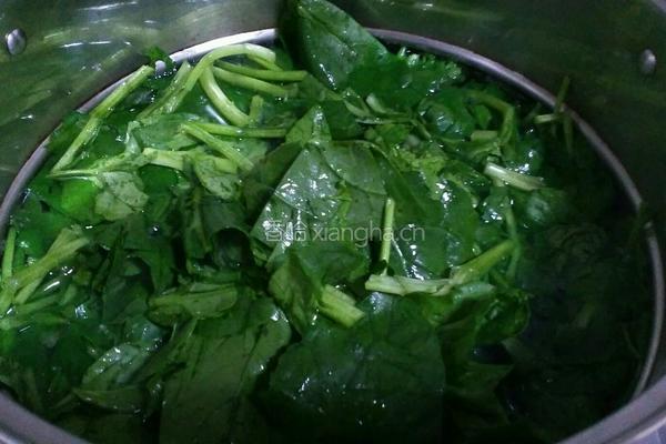菠菜拌花生米的做法图解7