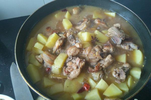 土豆炖鸡腿的做法图解8