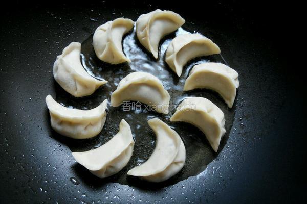 煎饺子的做法图解9
