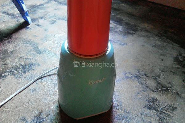西瓜奶昔的做法图解5