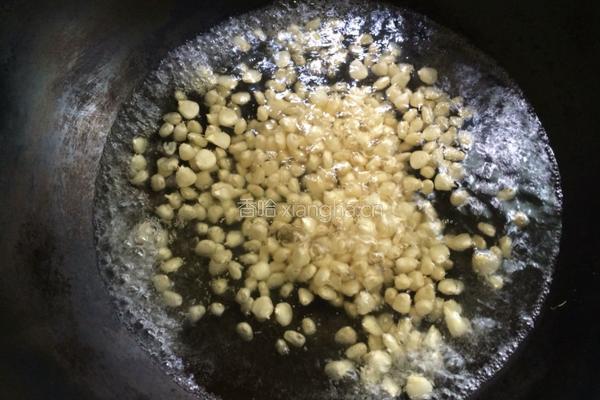 香煎玉米饼的做法图解2