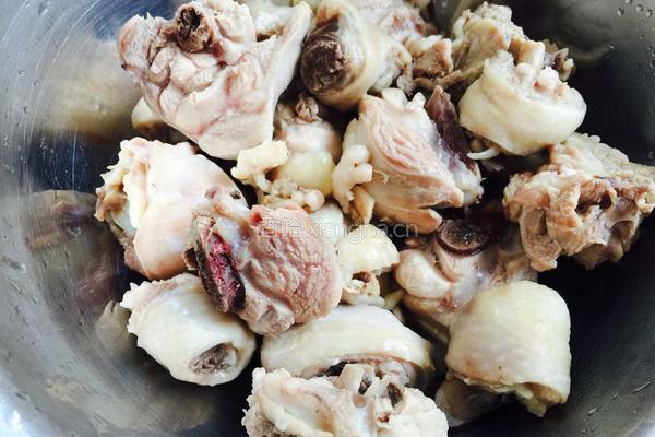 土豆烧鸡腿的做法图解6