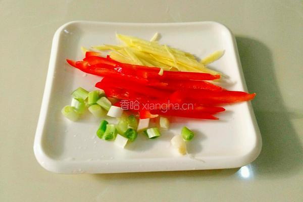 洋葱炒木耳的做法图解4