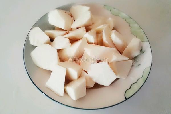 拔丝山药的做法图解2