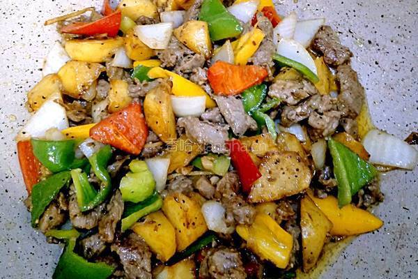 土豆牛肉的做法图解5