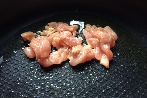 秋葵小炒肉的做法图解3