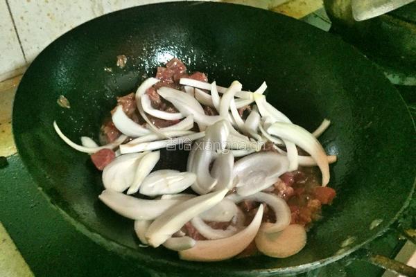 洋葱炒牛肉的做法图解6
