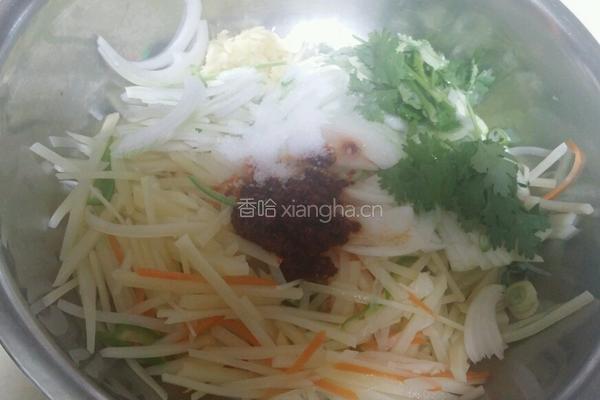 炝拌土豆洋葱丝的做法图解7