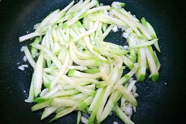 炒西葫芦的做法图解9