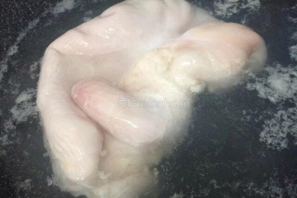 猪肚浸鸡的做法图解4