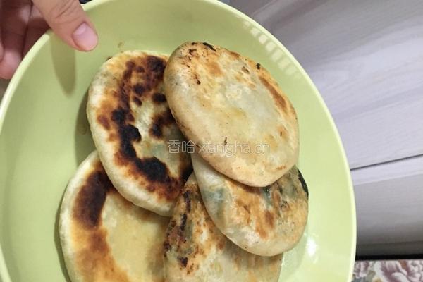 三鲜馅儿馅饼的做法图解4