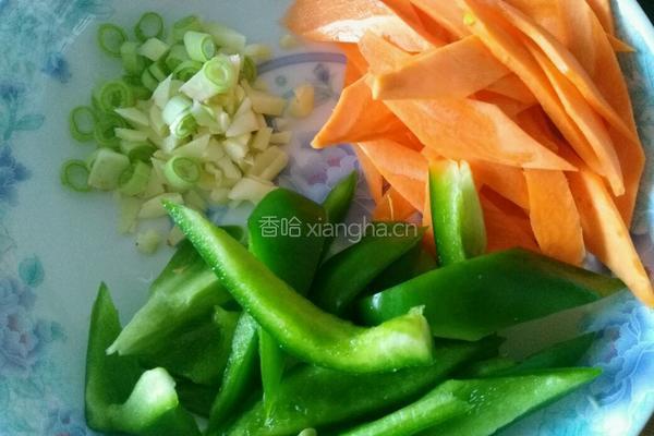 溜肉段的做法图解2