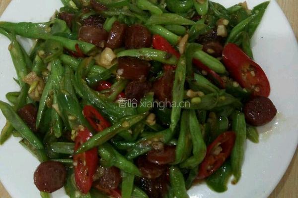 腊肠丁炒四季豆