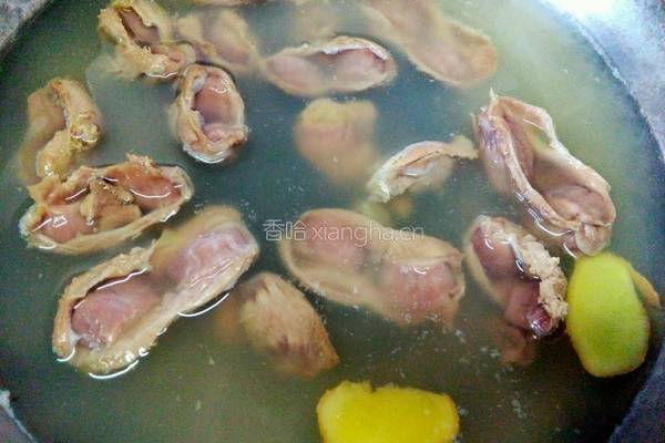 酸豆角炒鸡胗的做法图解5