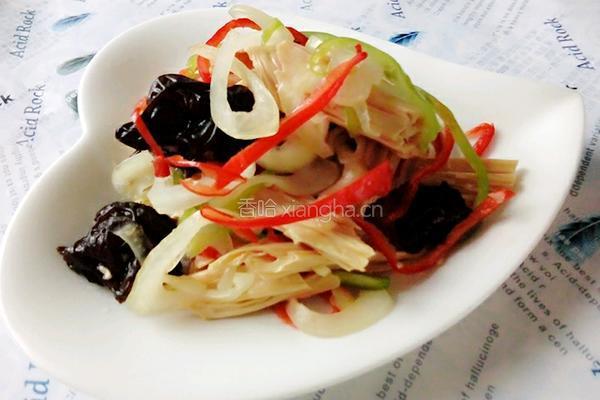 洋葱木耳拌腐竹的做法图解13