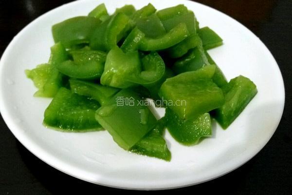 青椒炒火腿的做法图解4