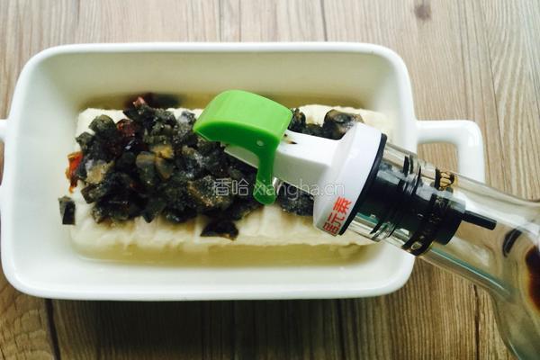 松花蛋拌豆腐的做法图解6