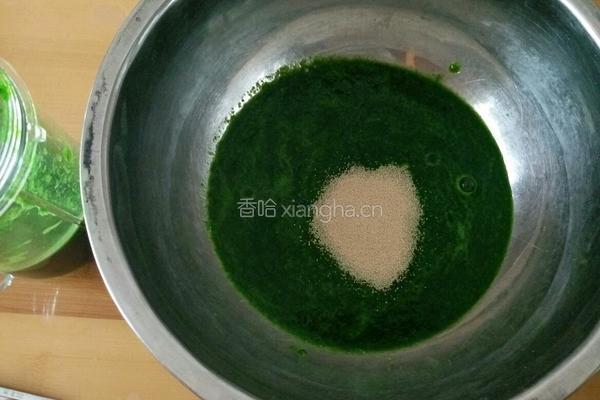 绿玫瑰花卷的做法图解2