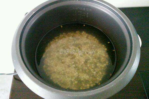 绿豆薏仁汤的做法图解5