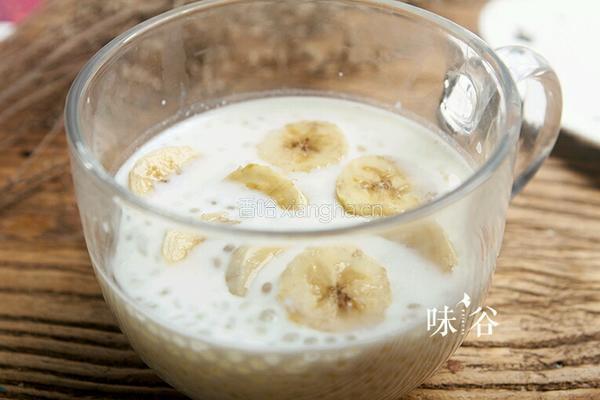 香蕉牛奶西米露的做法图解8