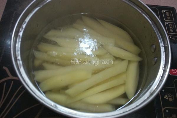 炸土豆条（薯条）的做法图解4