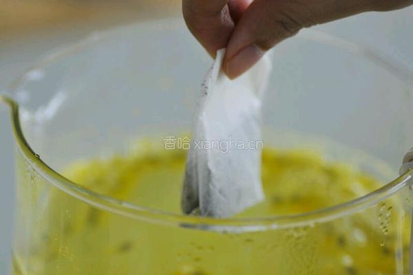 蜂蜜水果茶的做法图解4