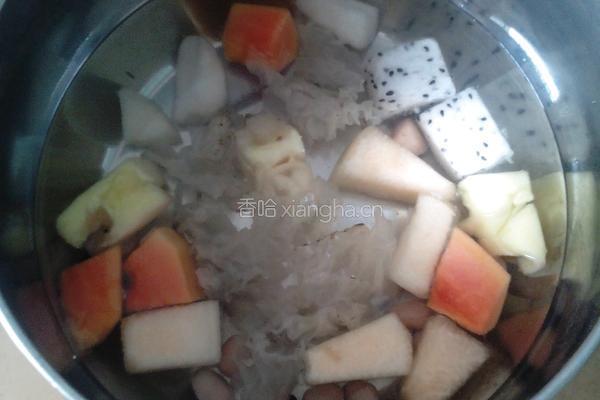 水果养生汤的做法图解5