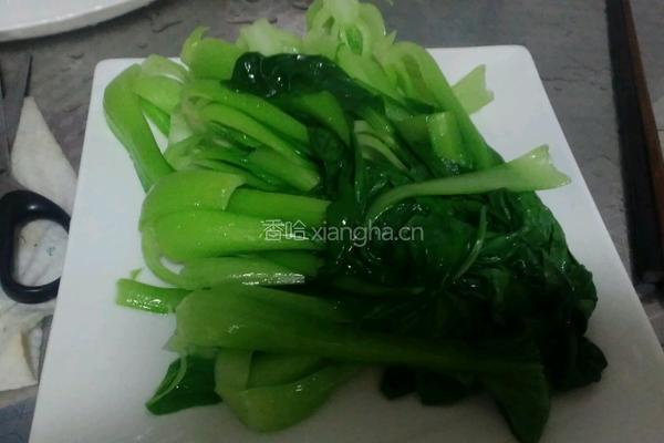 蟹味菇炒小油菜的做法图解5