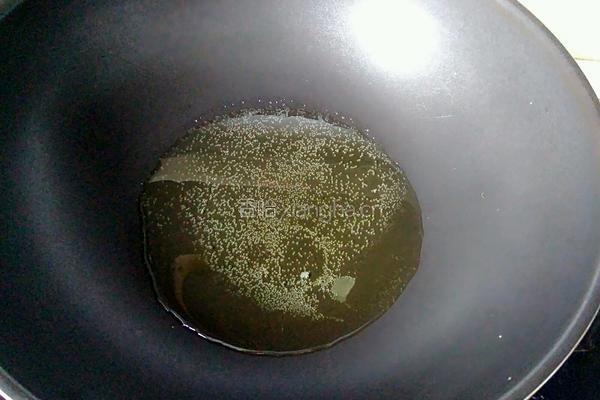 鸡蛋炒馒头的做法图解5