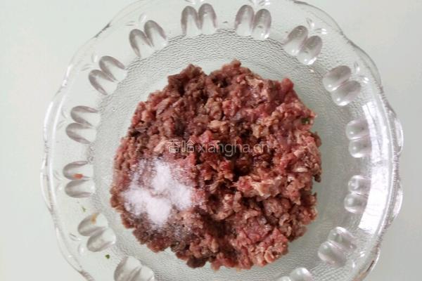 豆渣牛肉丸子的做法图解2