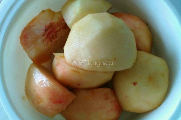 冰糖桃子的做法图解4