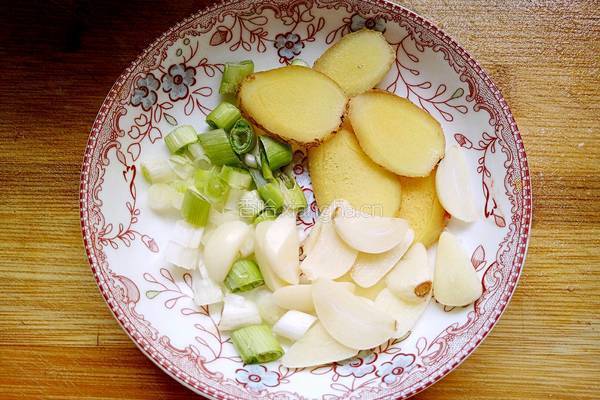风味蒸猪扒的做法图解5