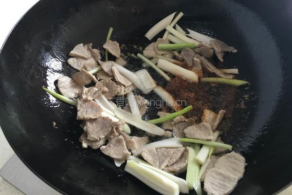 木耳炒肉片的做法图解9